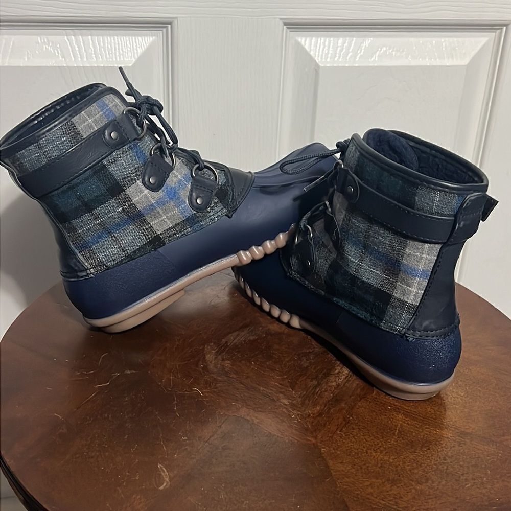 🔥🔥 BEARTRAPS “FAHN” Rain / Winter Snow Duck BOOTS - Navy - Women Sz 6M - EUC - Picture 6 of 11